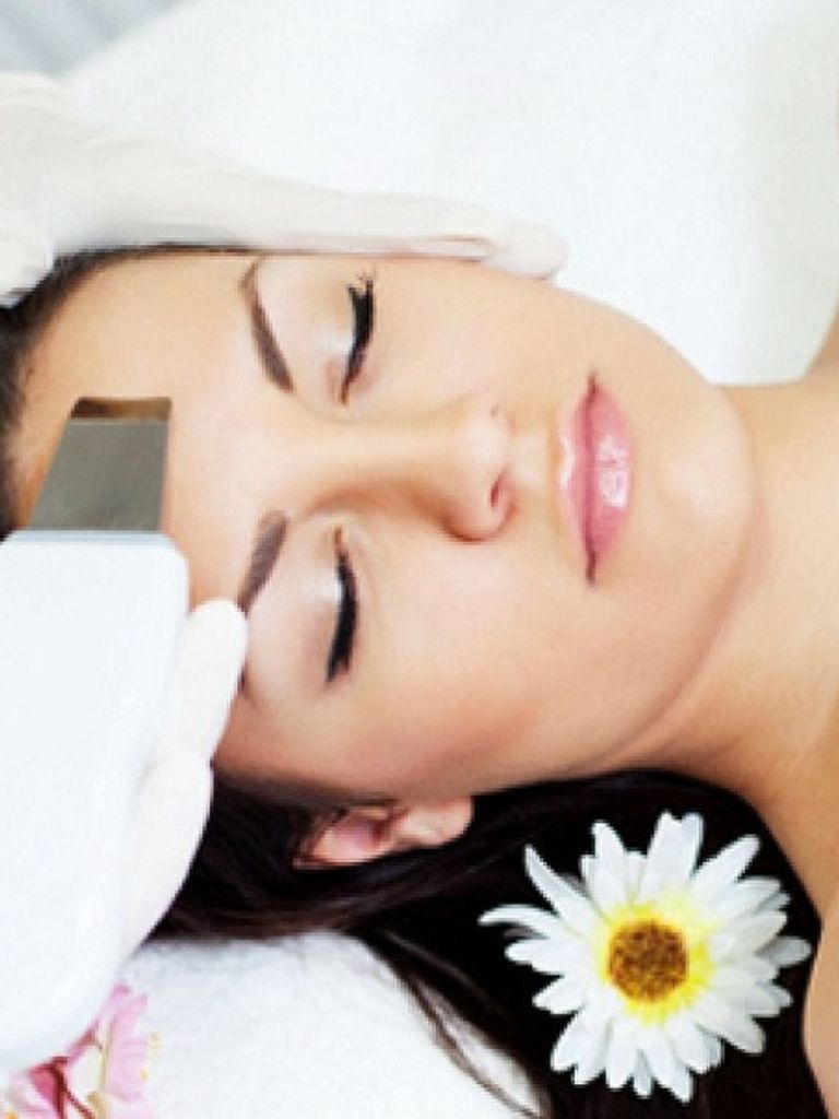 Уходовая УЗ-чистка лица