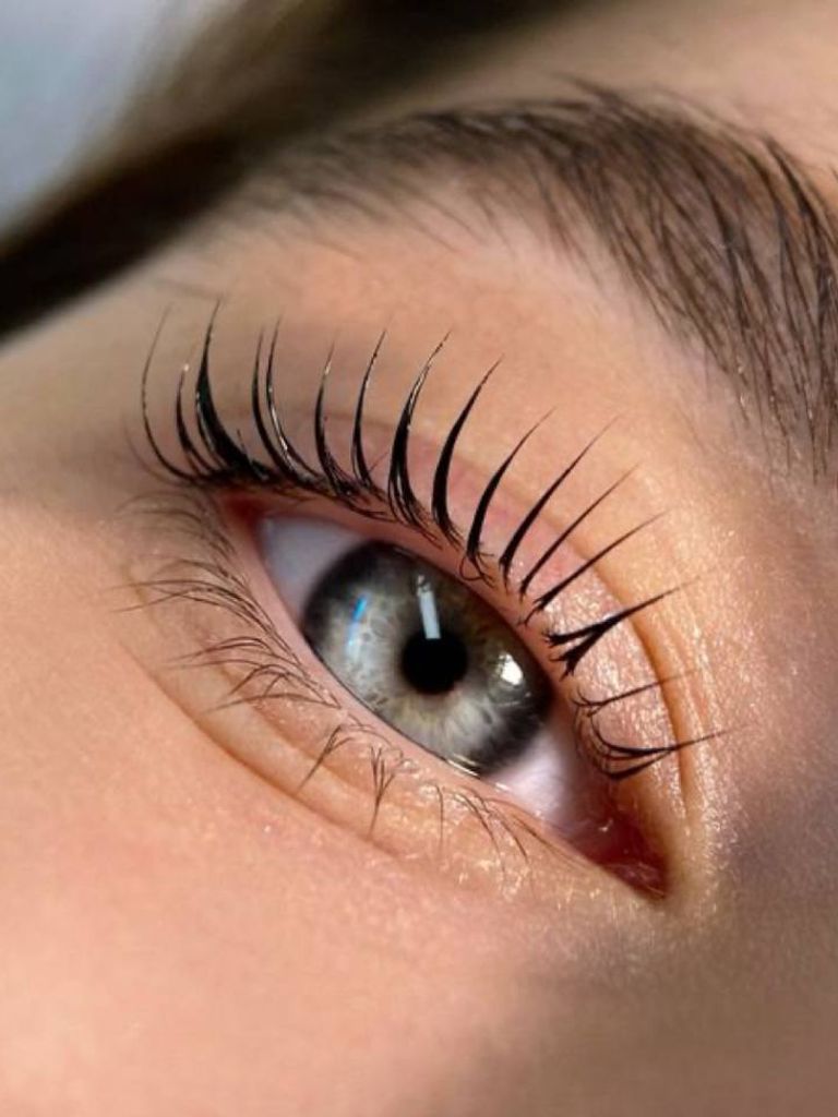 Ламинирование ресниц и бровей