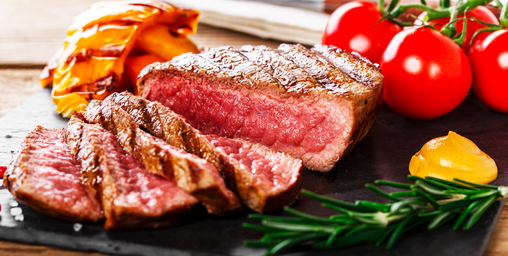 на ужин для четырех человек