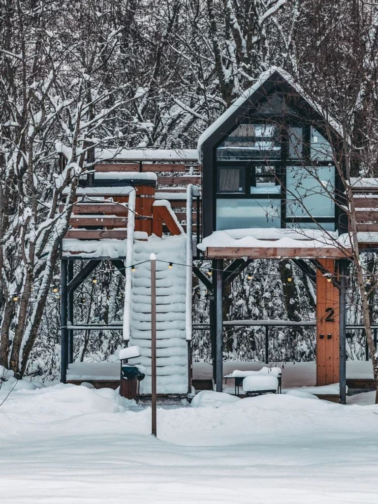 Проживание в доме на дереве на выбор