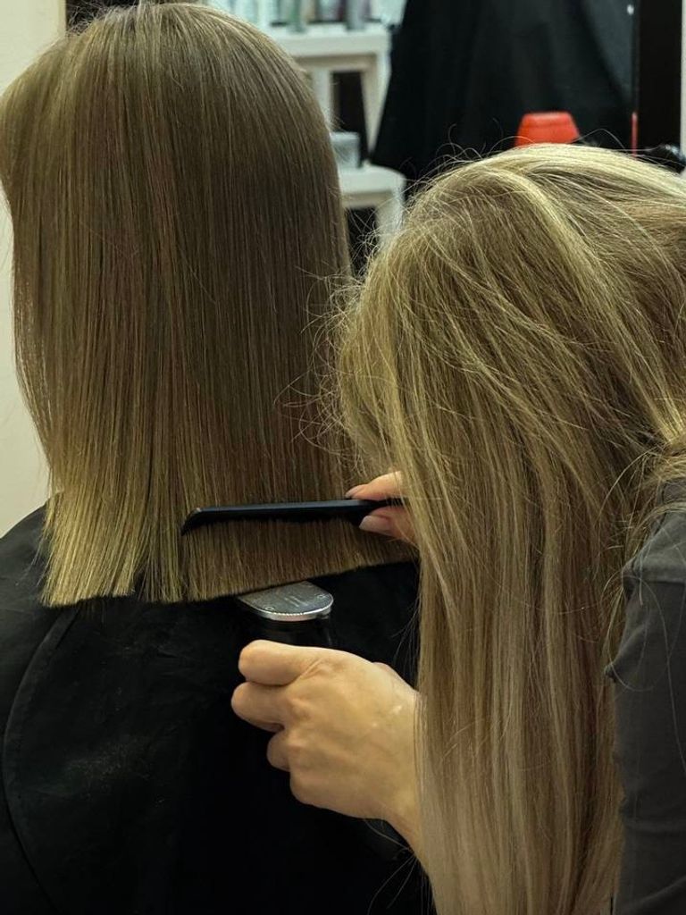 Женская стрижка + уход Matrix