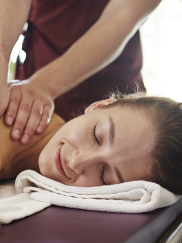 Фрикционный массаж стоп